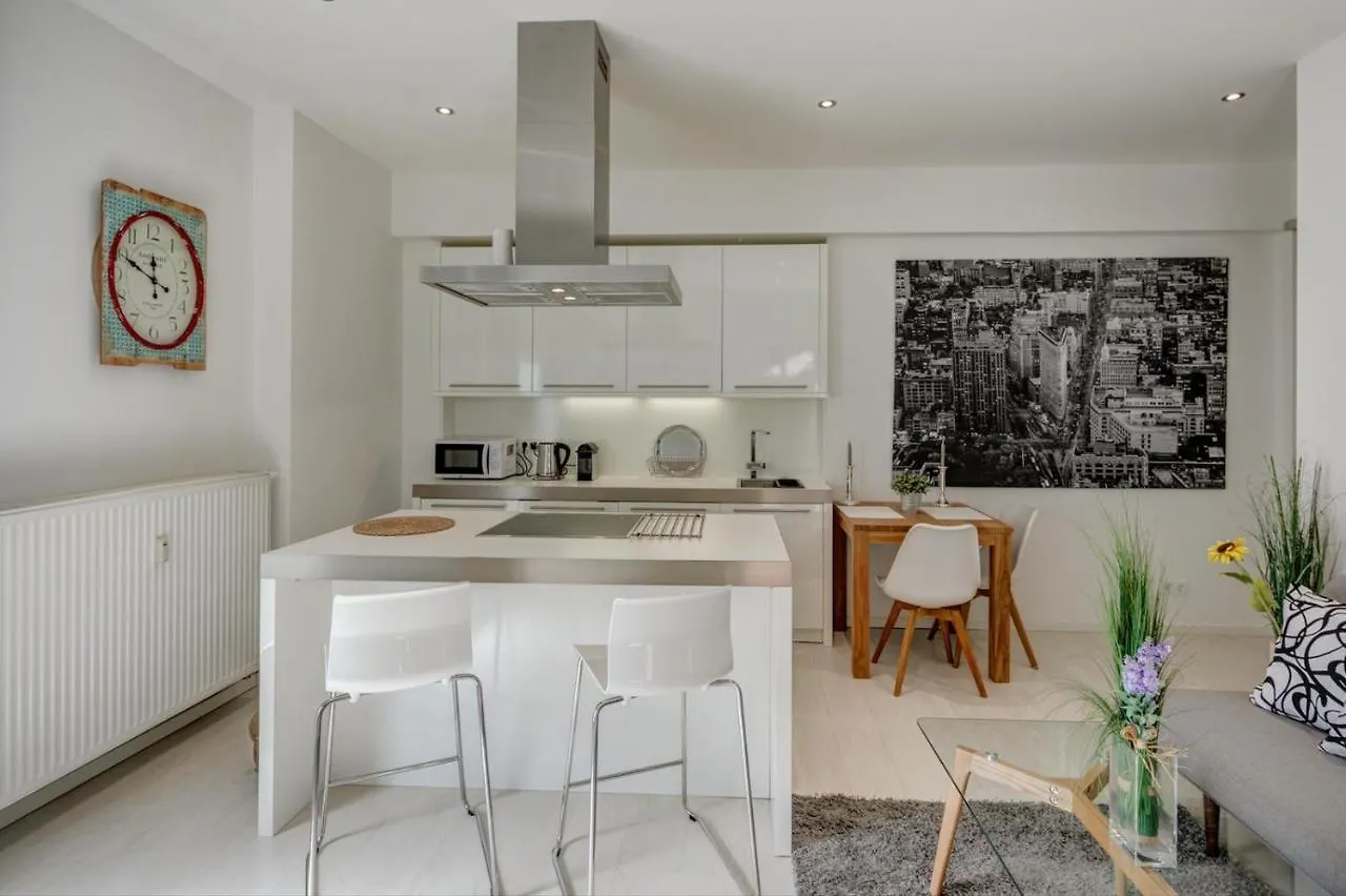 Cozy Modern Apartment With Garden In The Center Next To Oktoberfest Munich Germany