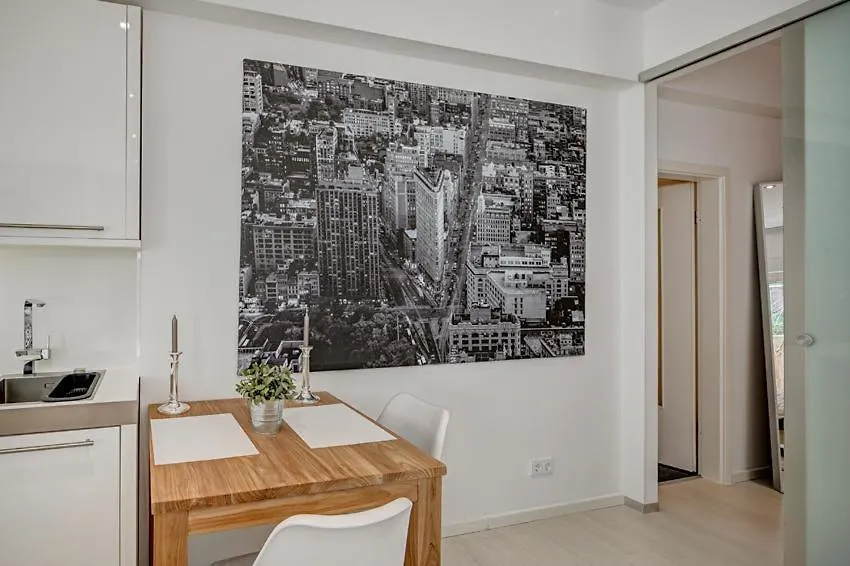 Cozy Modern Apartment With Garden In The Center Next To Oktoberfest Munich Germany